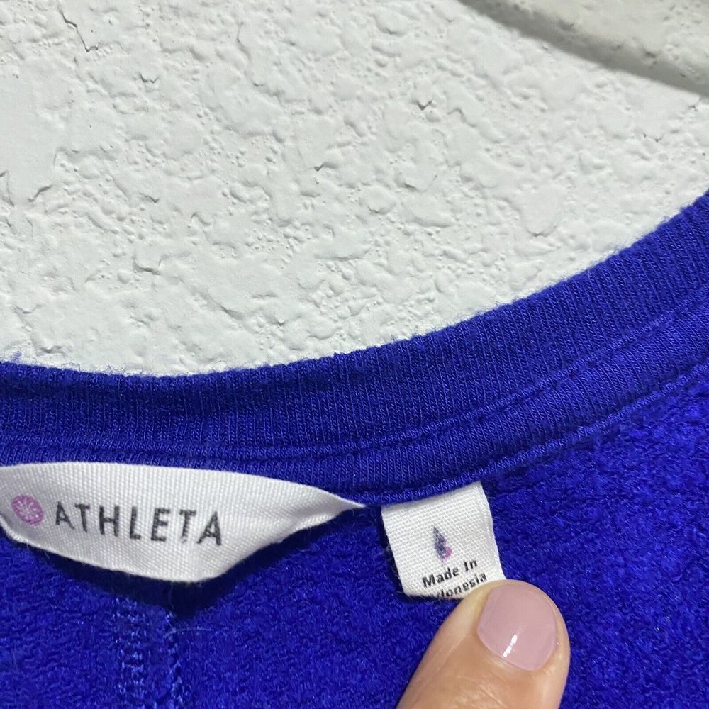 Athleta Women's Scoop Neck Sweater Long Sleeve Keyhole Thumbs Blue SMALL - Picture 3 of 6